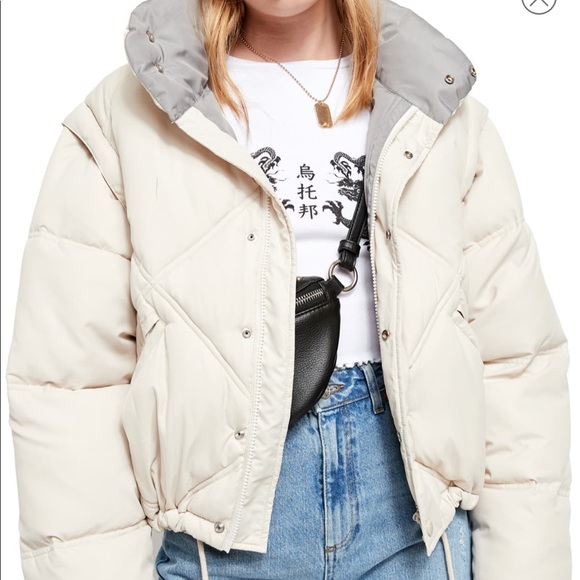 uo mae hooded puffer jacket